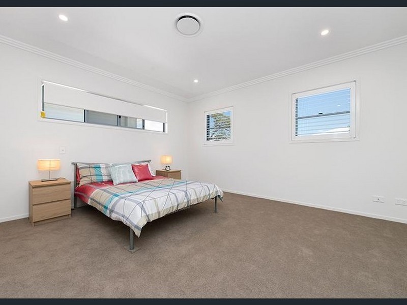 55 Shelley Street, Cannon Hill QLD 4170