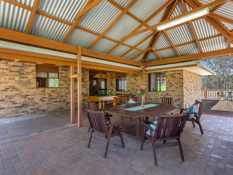 274 Willaura Drive, Mount Hallen QLD 4312