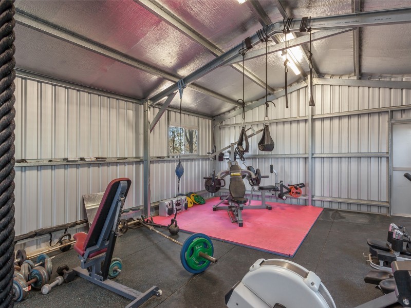 274 Willaura Drive, Mount Hallen QLD 4312