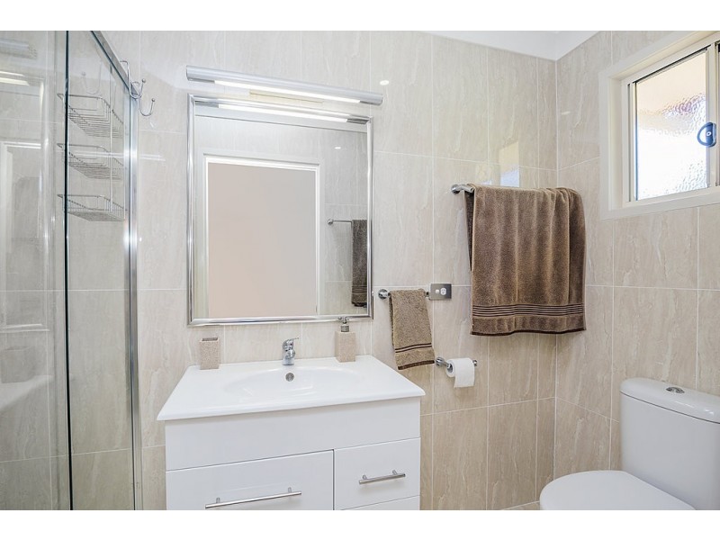 8 Railway Street, Nudgee QLD 4014