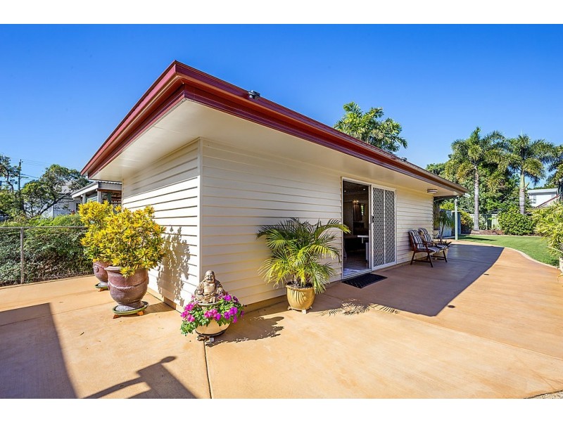 8 Railway Street, Nudgee QLD 4014