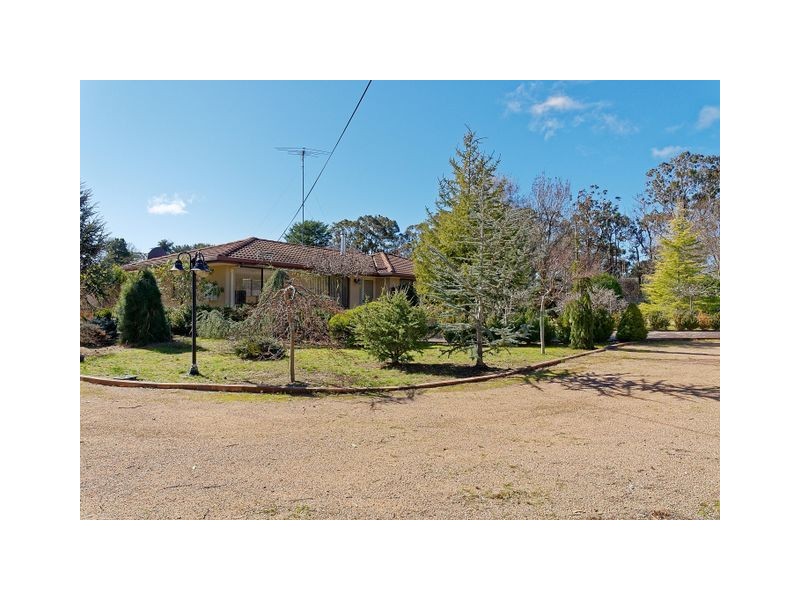 12 Daphne Street, Colo Vale NSW 2575