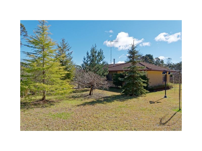 12 Daphne Street, Colo Vale NSW 2575