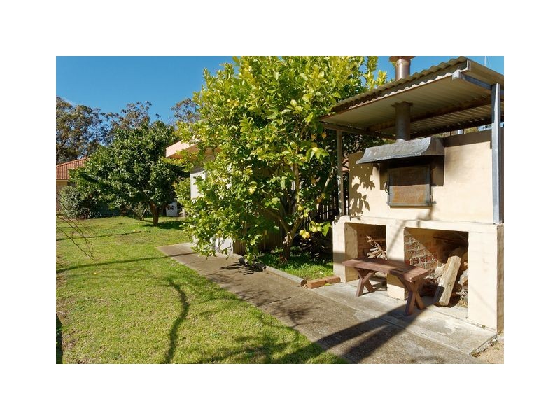 12 Daphne Street, Colo Vale NSW 2575