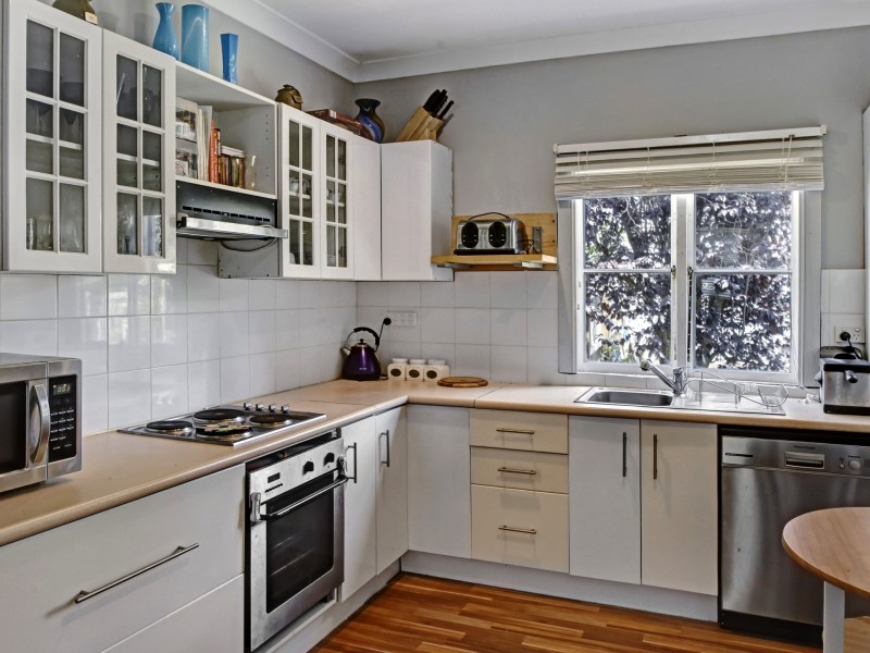 2 Linda Street, Hill Top NSW 2575