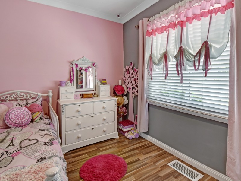 2 Linda Street, Hill Top NSW 2575