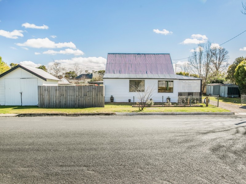34 Spring Street, Moss Vale NSW 2577
