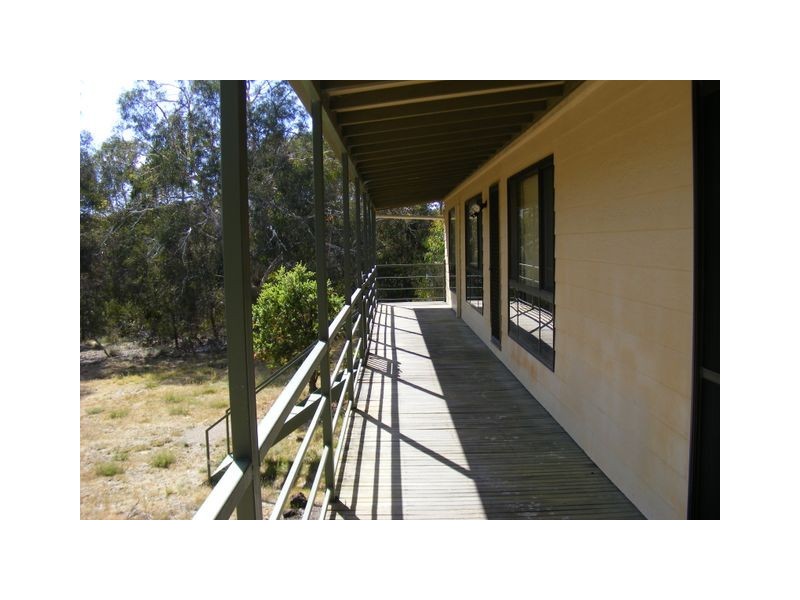 21 Faviell Close, Marulan NSW 2579