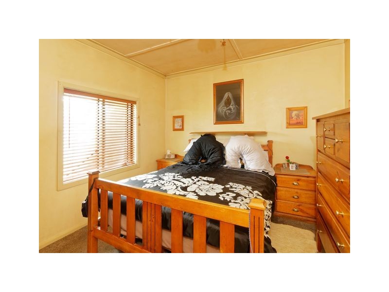 16 Hoskins Street, Moss Vale NSW 2577