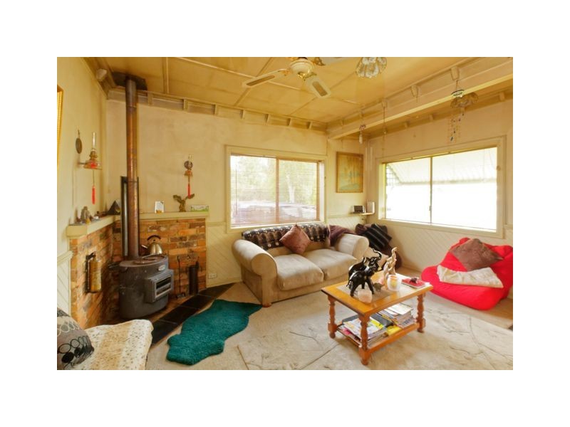 16 Hoskins Street, Moss Vale NSW 2577