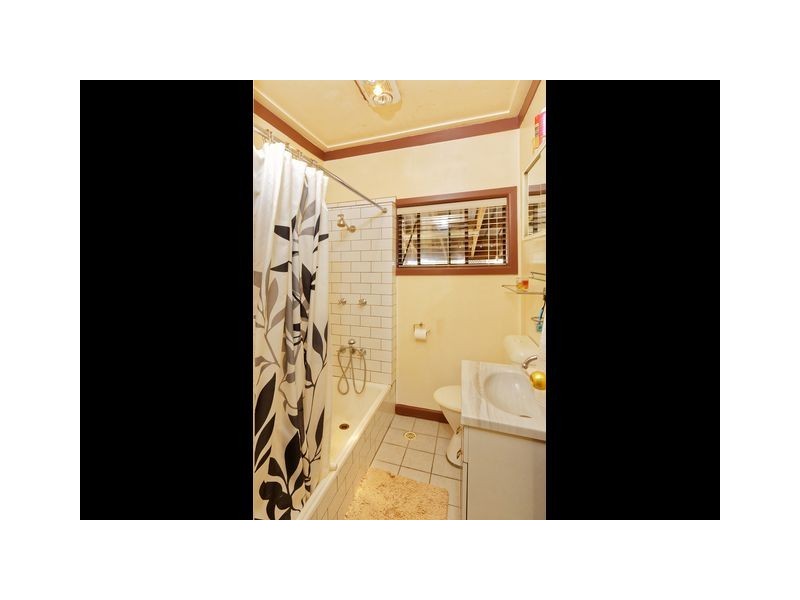 16 Hoskins Street, Moss Vale NSW 2577