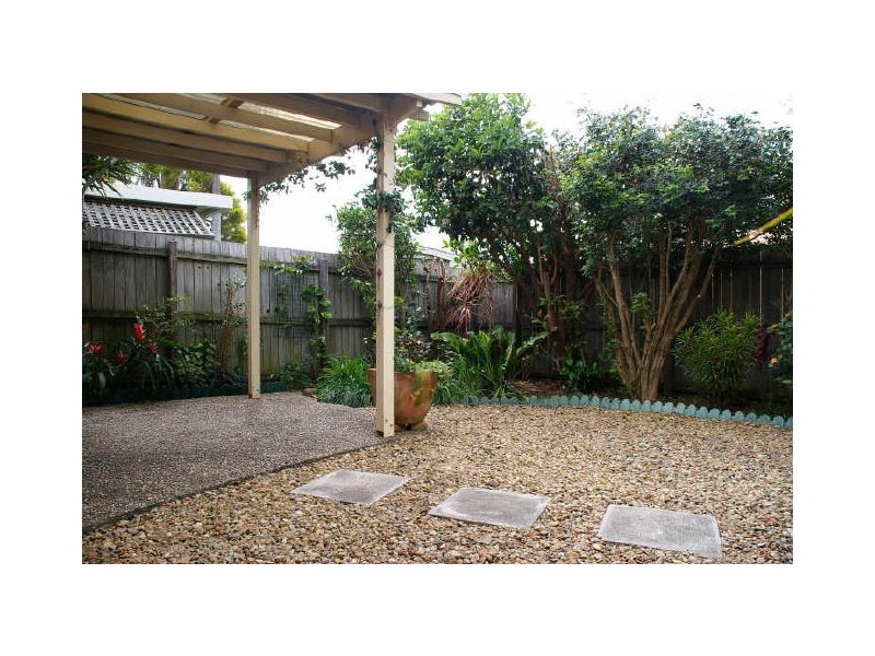2/5 Pontoon Place, Varsity Lakes QLD 4227