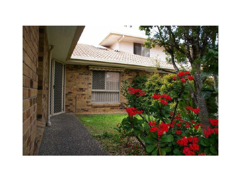 2/5 Pontoon Place, Varsity Lakes QLD 4227