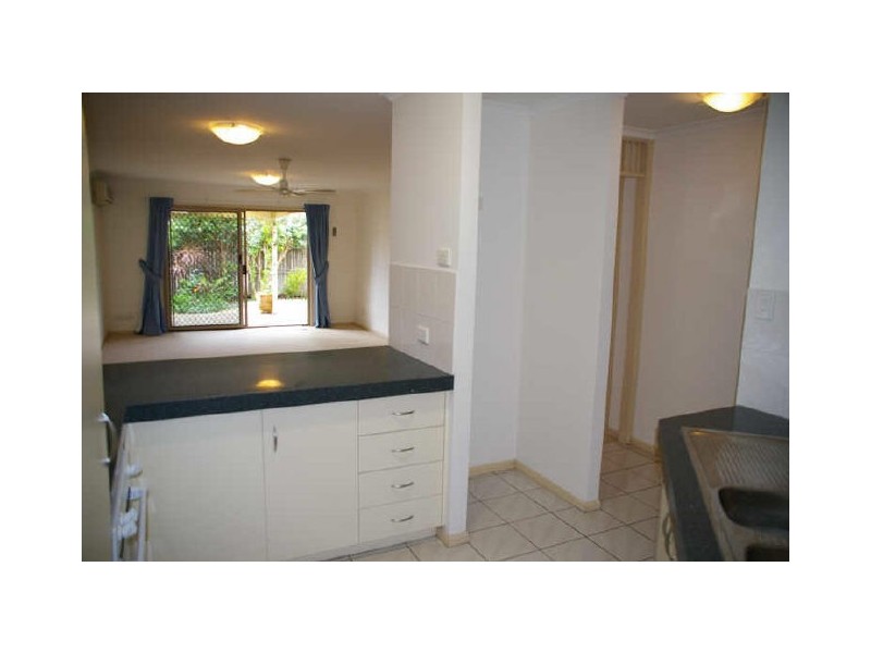 2/5 Pontoon Place, Varsity Lakes QLD 4227