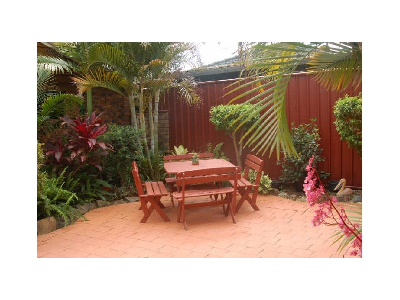 82 Honeyeater Drive, Burleigh Waters QLD 4220