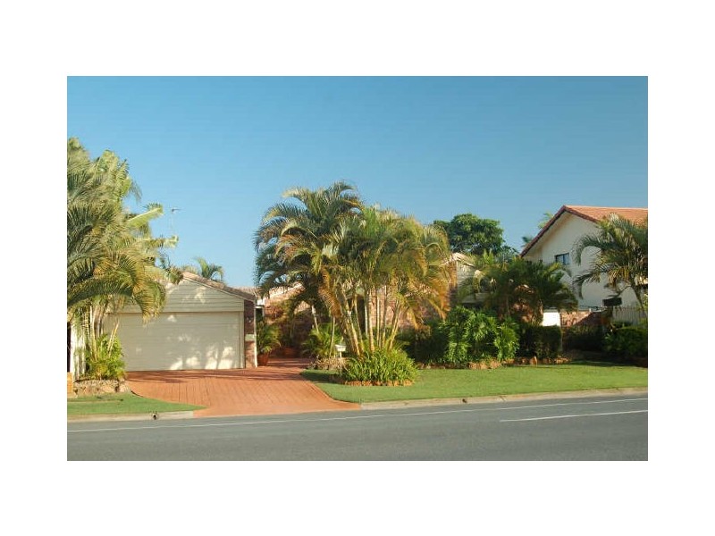 82 Honeyeater Drive, Burleigh Waters QLD 4220