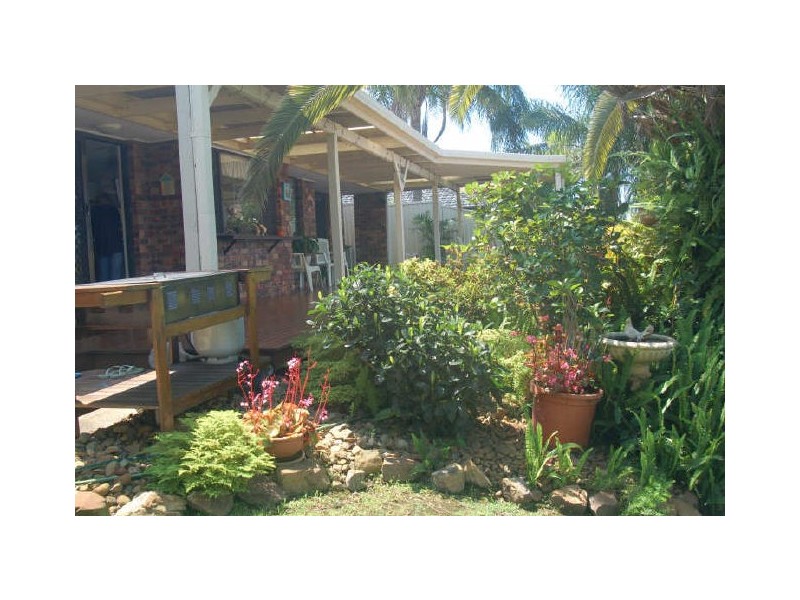 82 Honeyeater Drive, Burleigh Waters QLD 4220