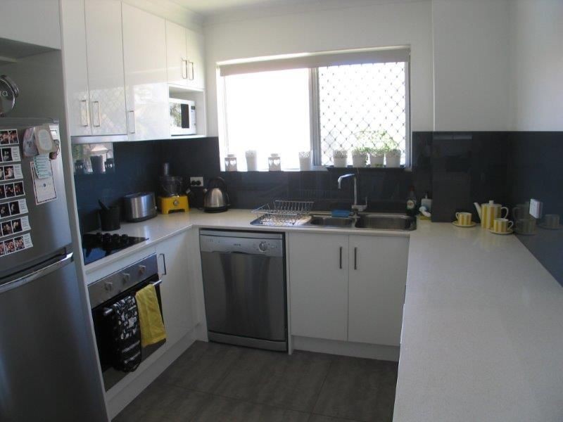 7/5 Christine Avenue, Miami QLD 4220