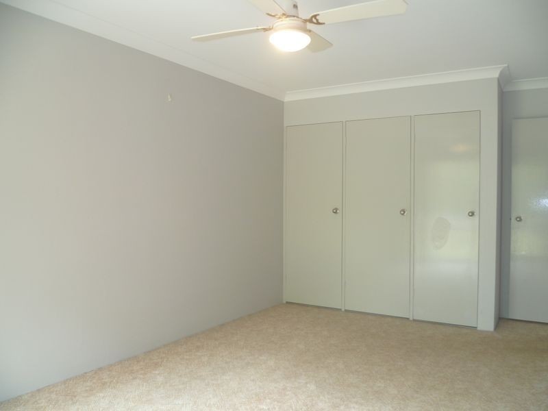 4/2 Rope Court, Mermaid Waters QLD 4218
