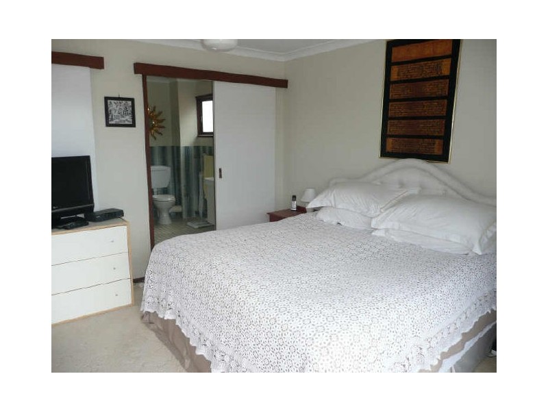 Burleigh Waters QLD 4220