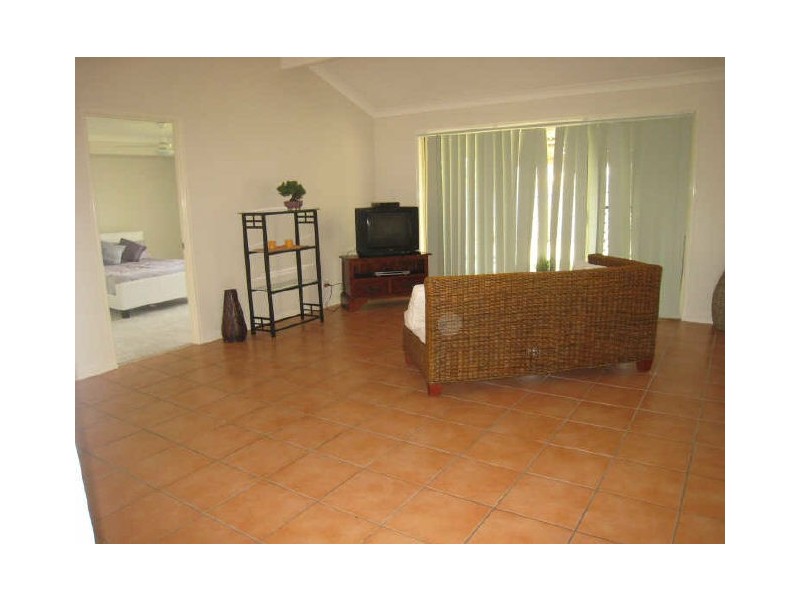 2 Quoll Cl, Burleigh Heads QLD 4220