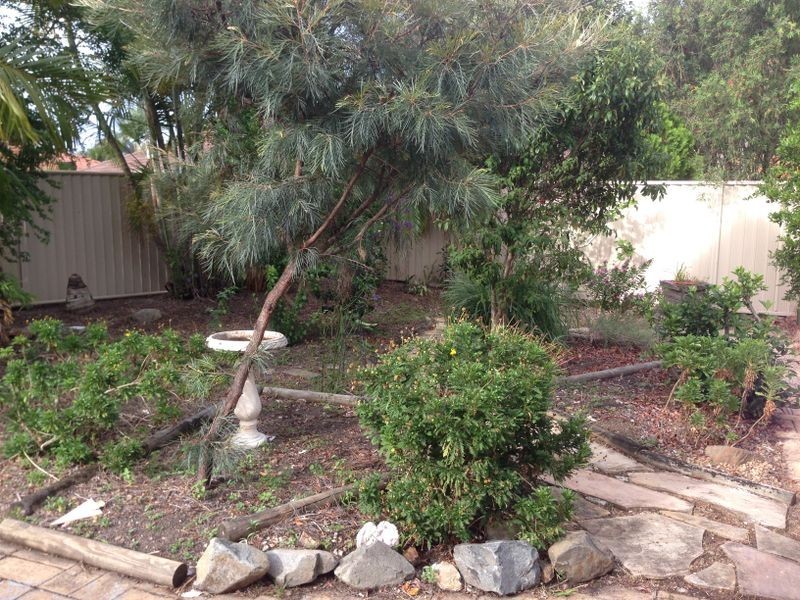 2/4 Flora Close, Burleigh Waters QLD 4220