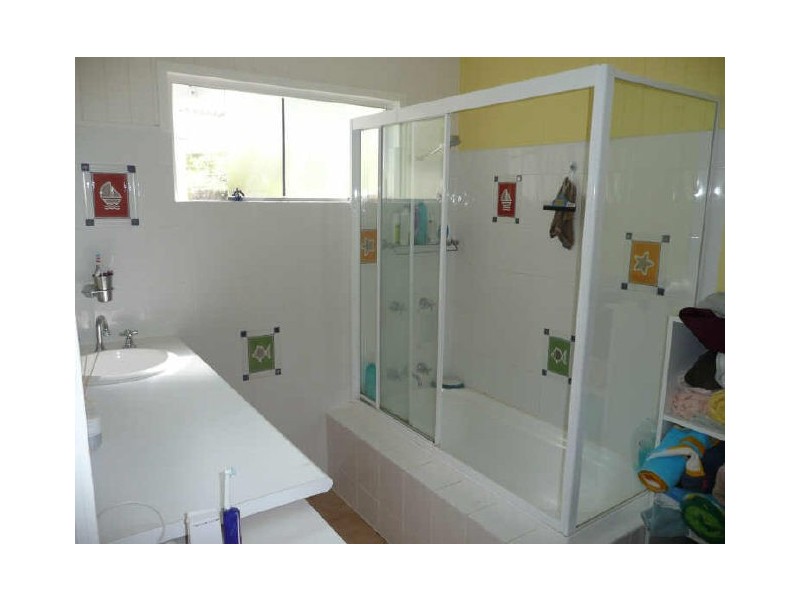 17 Tawarri Crescent, Burleigh Heads QLD 4220