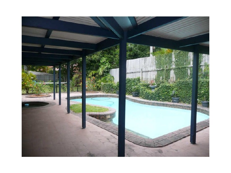 Robina QLD 4226