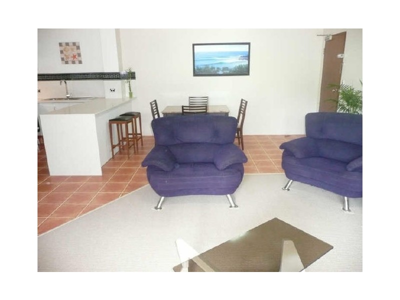 3/8 Nalla Court, Palm Beach QLD 4221