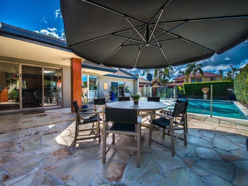 35 Beauty Point Drive, Robina QLD 4226