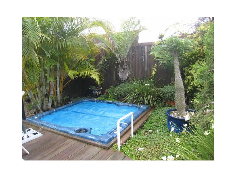 Burleigh Heads QLD 4220