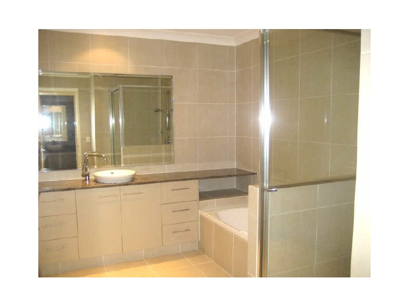Robina QLD 4226