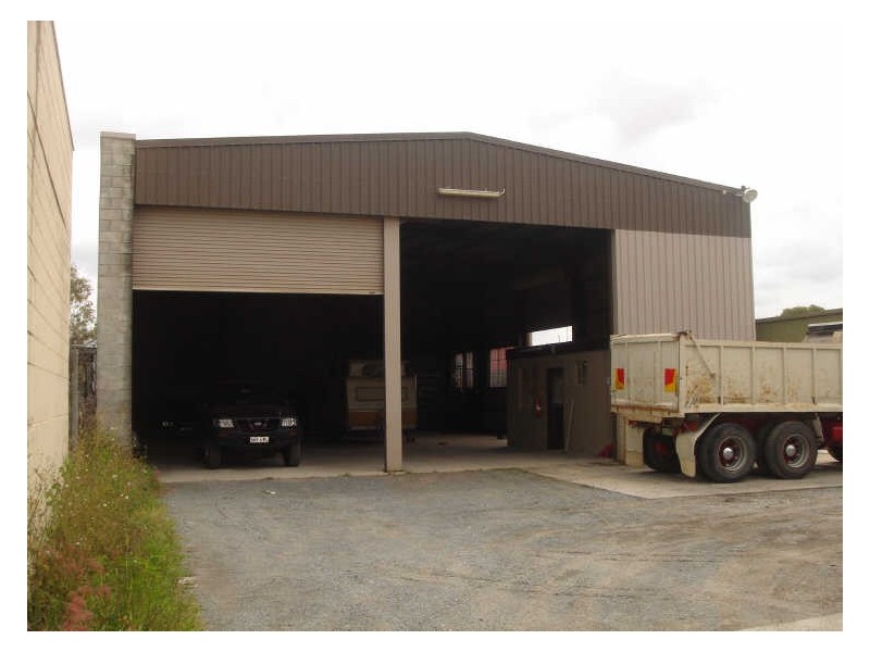 27 Greg Chappell Drive, Burleigh Heads QLD 4220