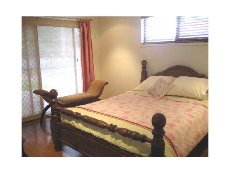 21 Dotterel Drive, Burleigh Waters QLD 4220