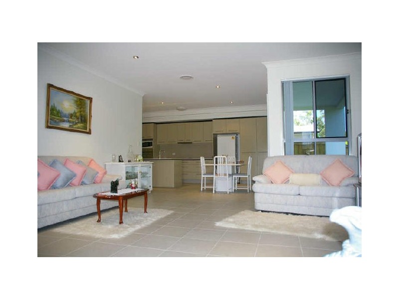 Varsity Lakes QLD 4227