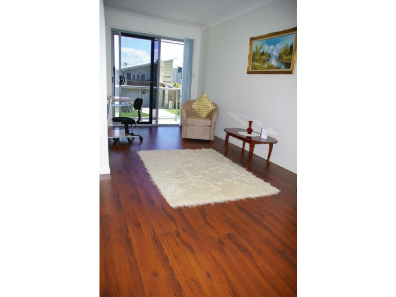 Varsity Lakes QLD 4227