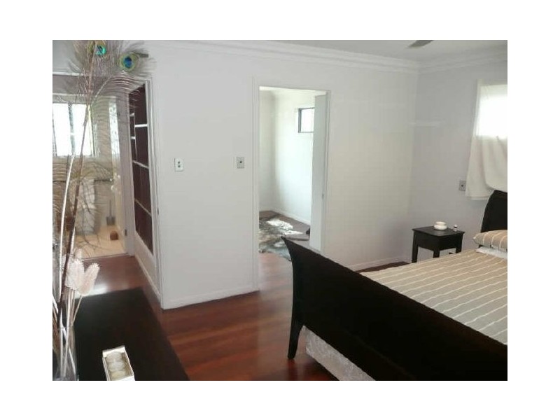 Burleigh Heads QLD 4220