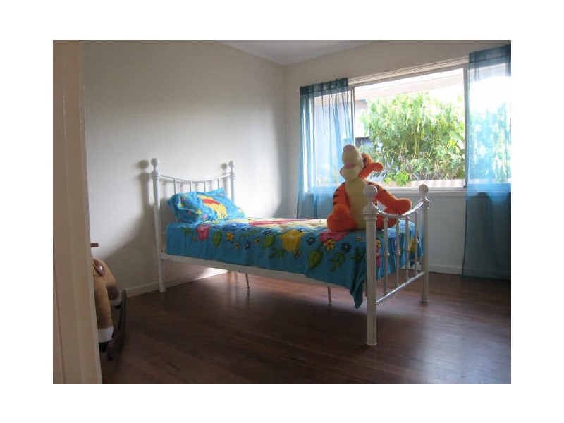 9 Maitland Street, Burleigh Waters QLD 4220