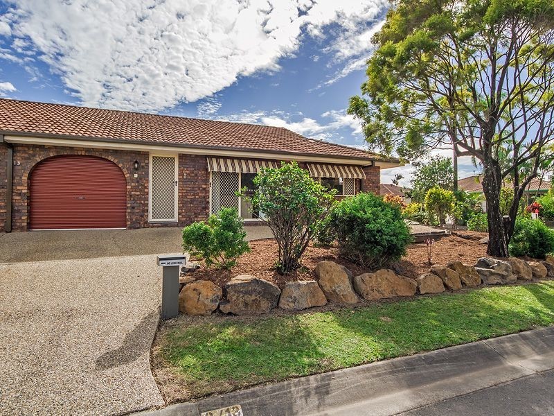 2/13 Elwood Court, Burleigh Waters QLD 4220