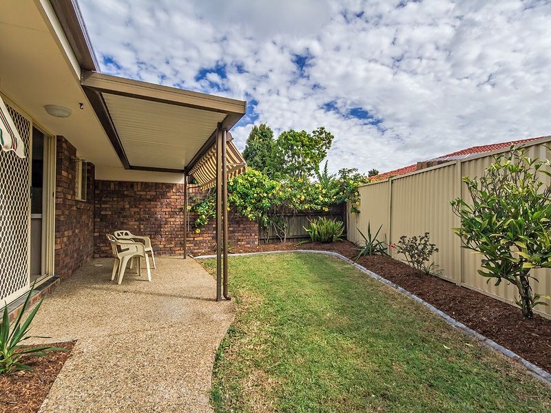 2/13 Elwood Court, Burleigh Waters QLD 4220
