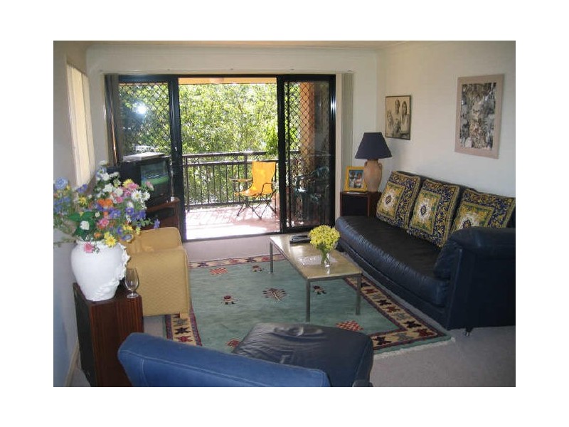 11/5 Tarni Avenue, Palm Beach QLD 4221