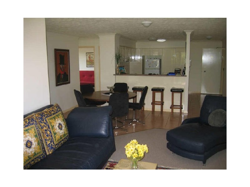11/5 Tarni Avenue, Palm Beach QLD 4221