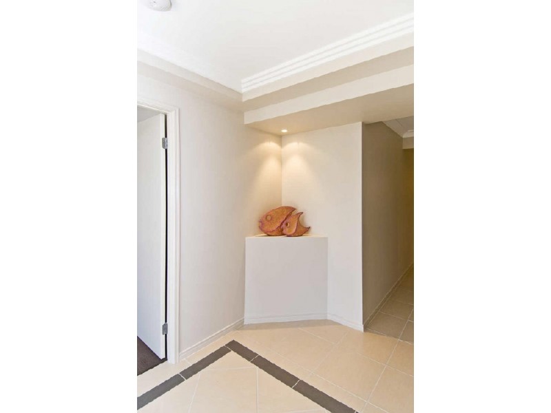 102 Observatory Drive, Reedy Creek QLD 4227