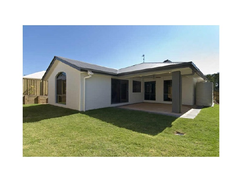 102 Observatory Drive, Reedy Creek QLD 4227