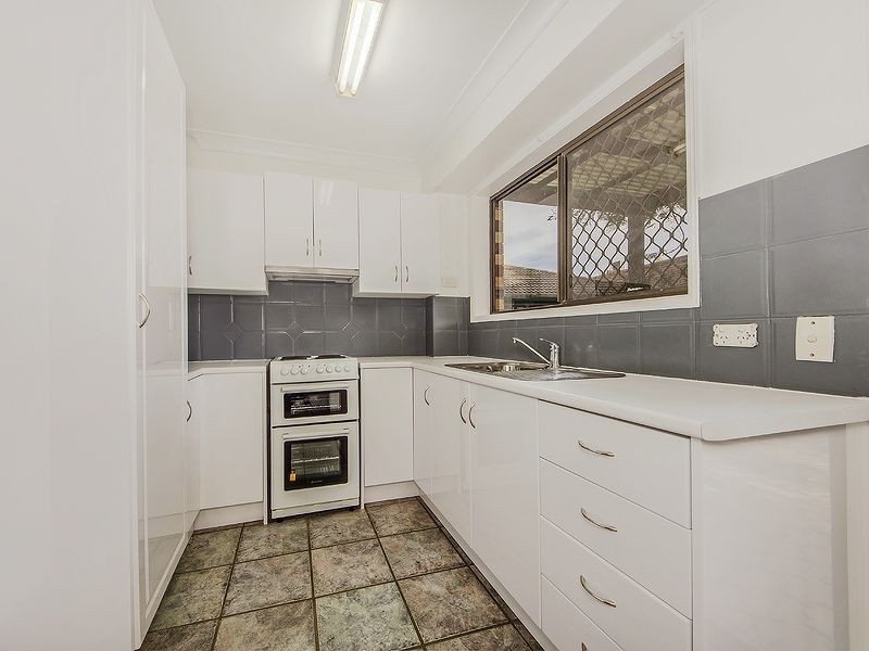 4/6 Peewee Place, Burleigh Waters QLD 4220