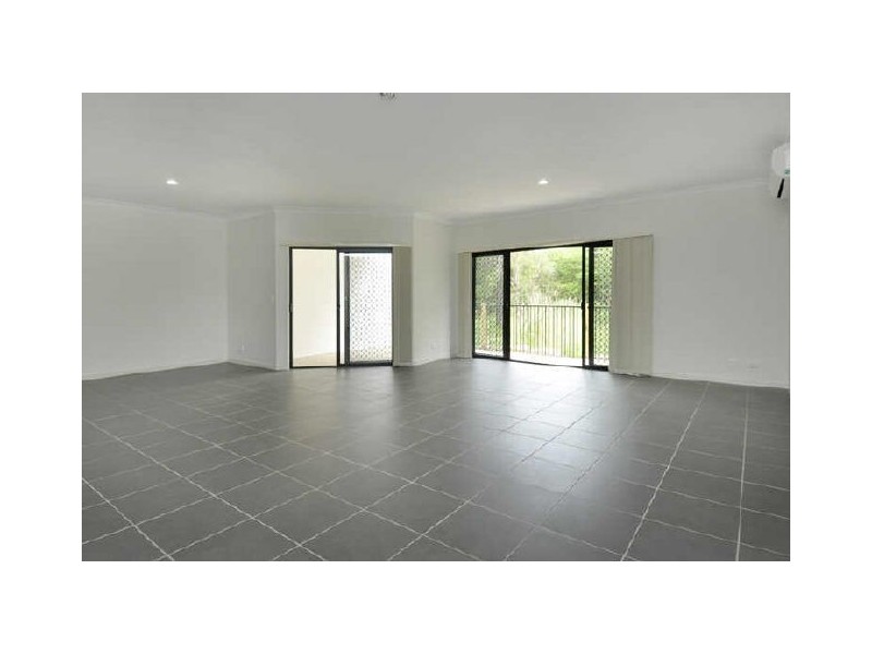 Varsity Lakes QLD 4227