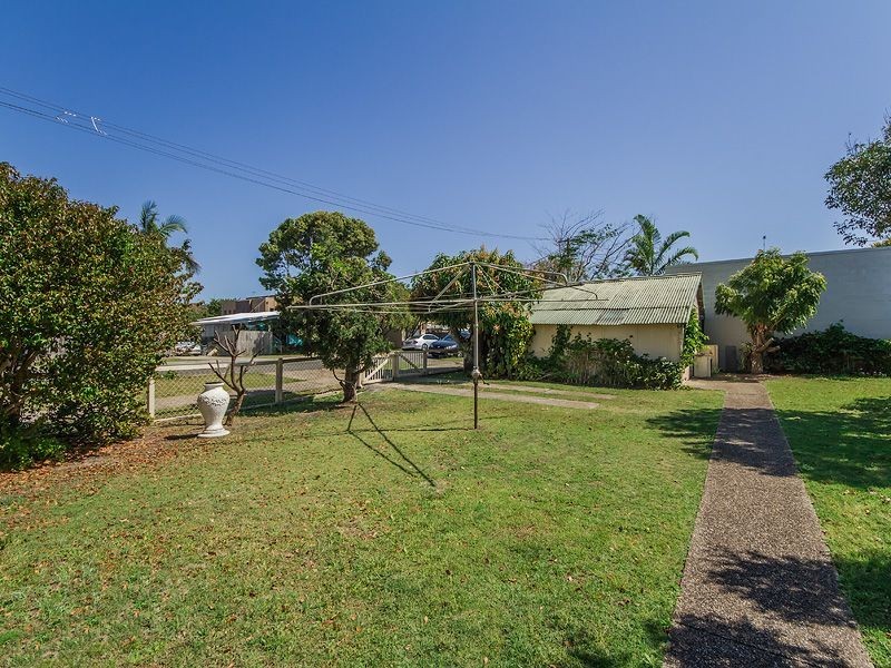 1 Banksia Broadway (1816 Gold Co, Burleigh Heads QLD 4220