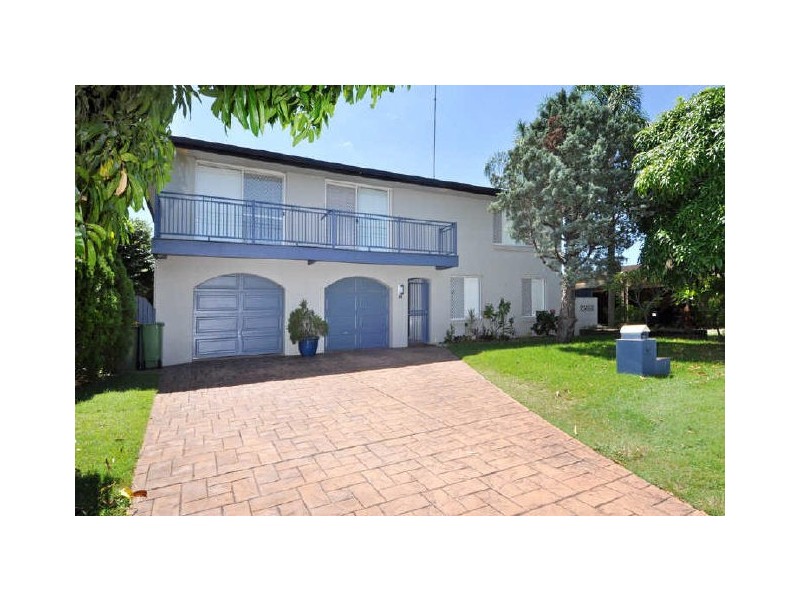 14 Salacia Avenue, Mermaid Waters QLD 4218