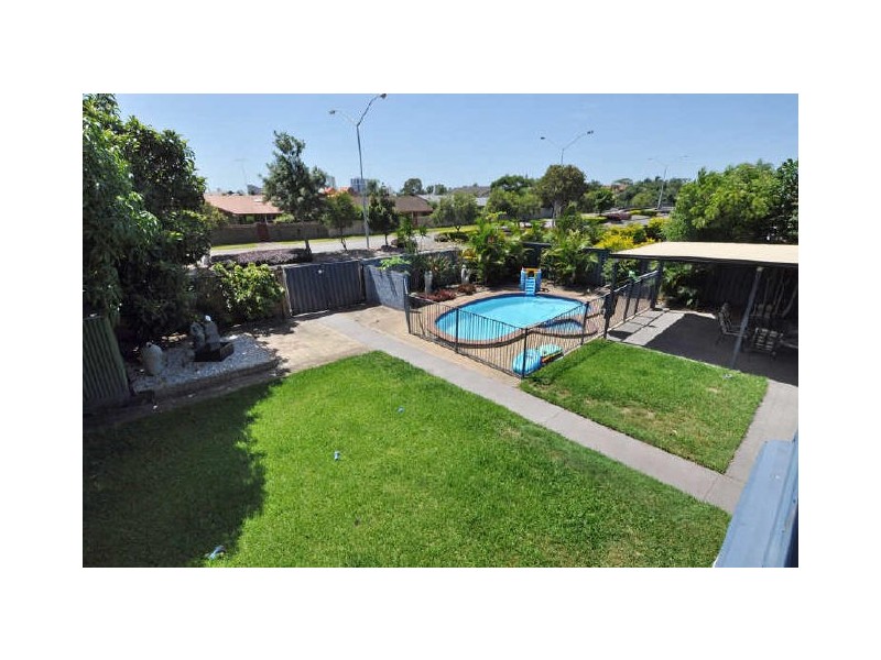 14 Salacia Avenue, Mermaid Waters QLD 4218