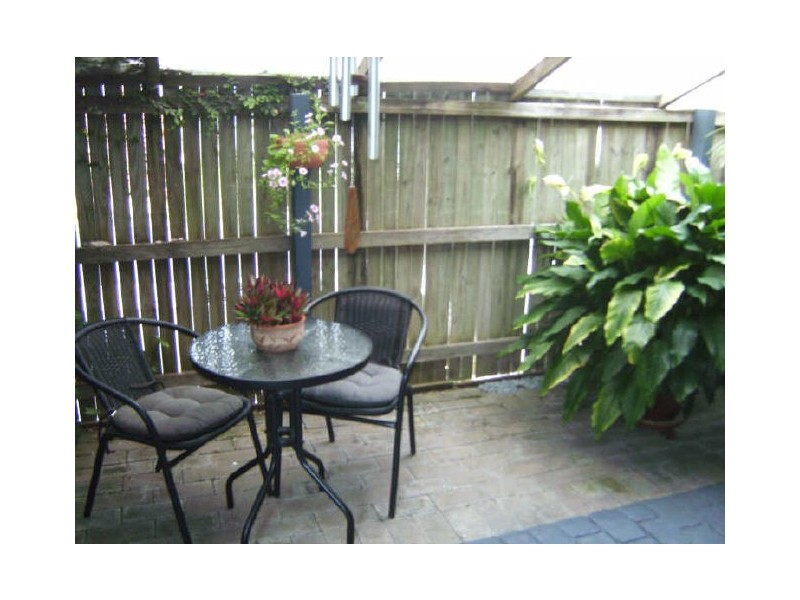 23/3 Township Drive, West Burleigh QLD 4219